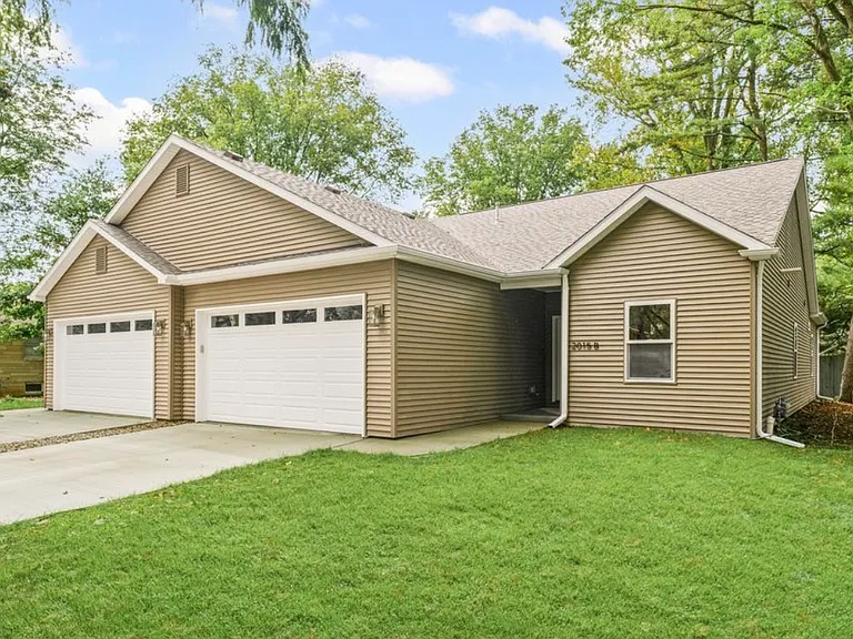 2015 Cureton Dr #A — Photo 10
