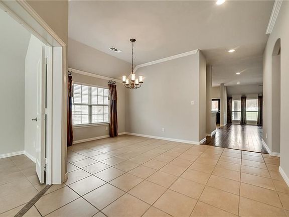 4th image of 11908 Joplin Ln