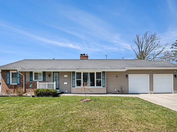 2410 Hampden Dr, Lansing, MI 48911