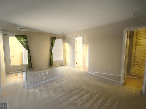 5th image of 58 Hayes St