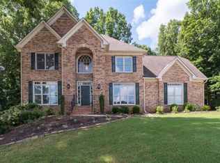 284 Hidden Wood Ct, Lawrenceville, GA 30043
