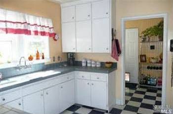 3rd image of 1333 Louisiana St-vallejo