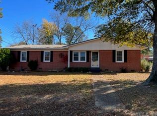 1502 N Jackson St, Magnolia, AR 71753