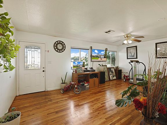 5th image of 2920 Garrison St