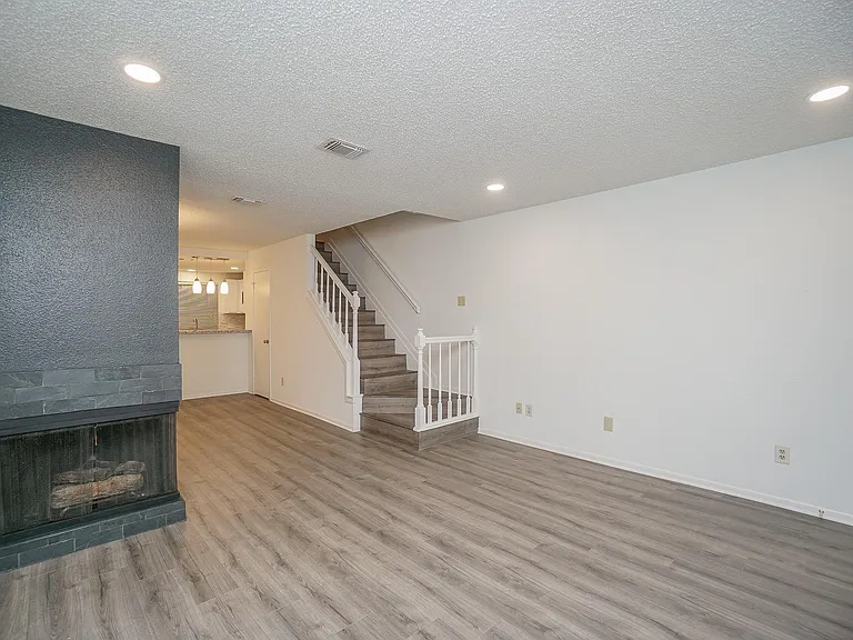 2810 Grants Lake Blvd #903 — Photo 14