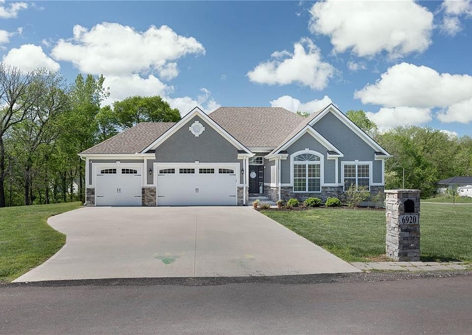 6920 SE Ajax Rd, Saint Joseph, MO 64507 Zillow