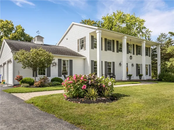 469 Stony Point Rd, Rochester, NY 14624