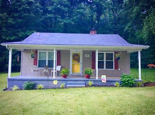 1451 Ridgview Dr, Clinton, TN 37716