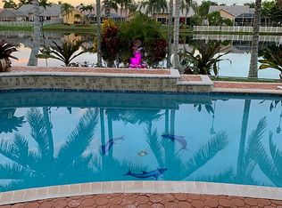 16272 NW 15th St, Pembroke Pines, FL 33028