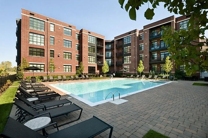 The Sheffield Englewood — Photo 2