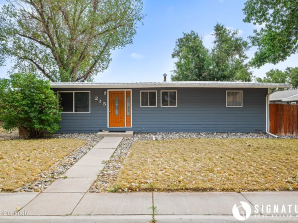 215 E Sunset Dr, Gillette, WY 82716