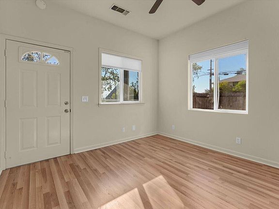 4th image of 1664 Olive Ave