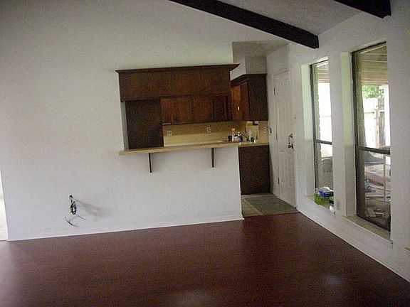 2nd image of 9867 Sageroyal Ln