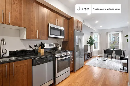 186 Kelton St Photo 1