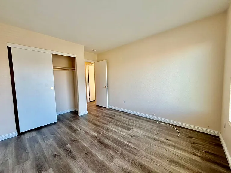 9137 Wine Cellar Ave — Photo 12