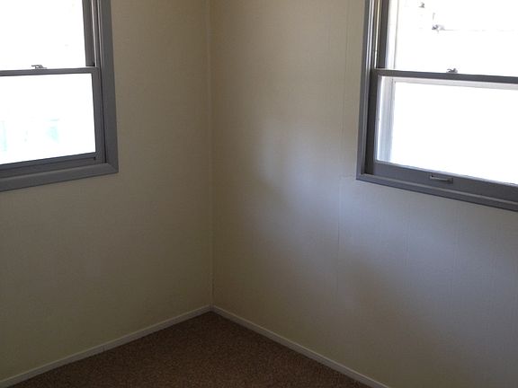 4th image of 330 Blackburn Ave