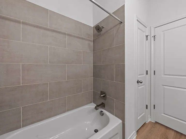 7310 Caladium Dr — Photo 18