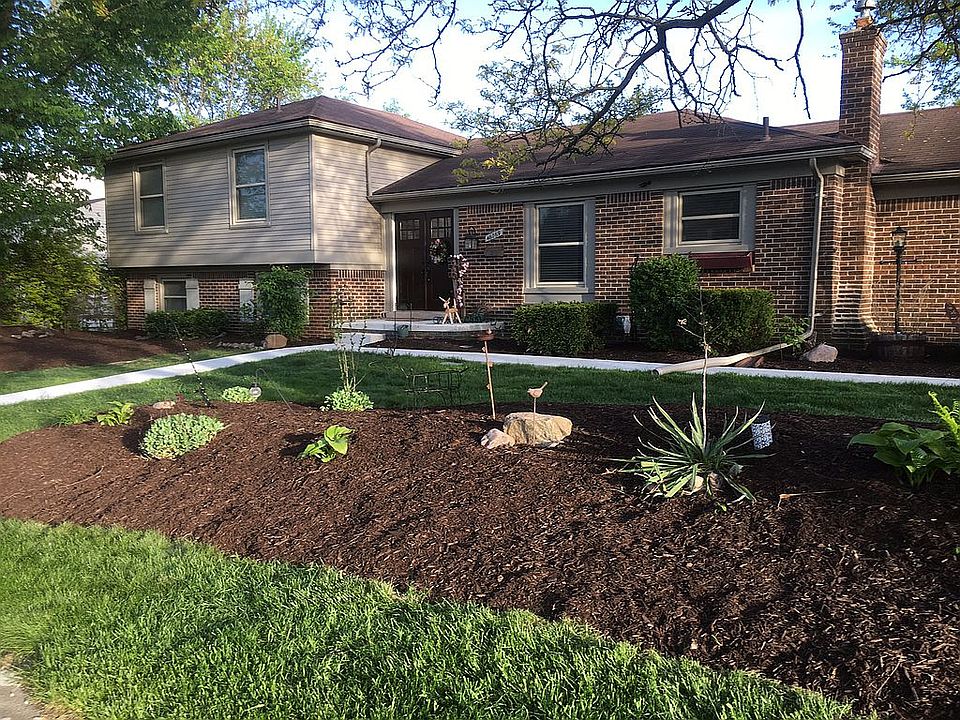 1st image of 46069 Academy Dr