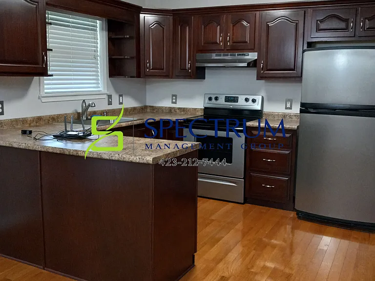 1733 Hugh Dr — Photo 7