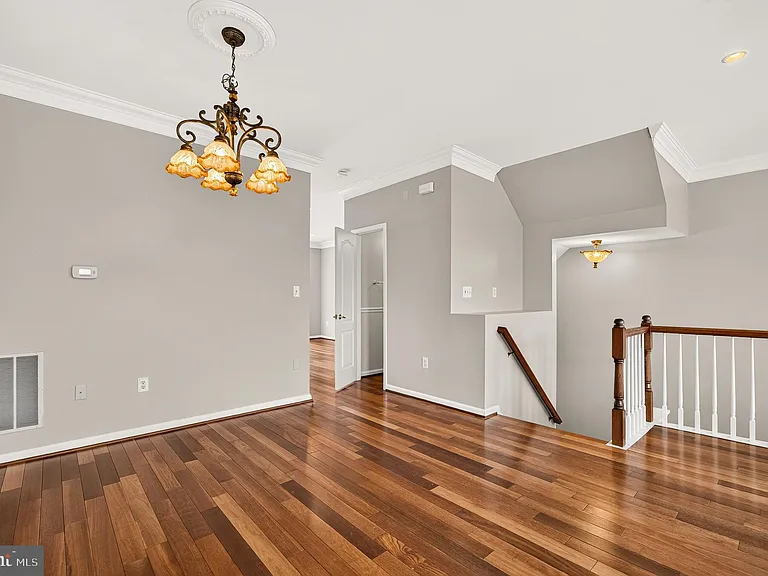 6805 Oregano Ln — Photo 17