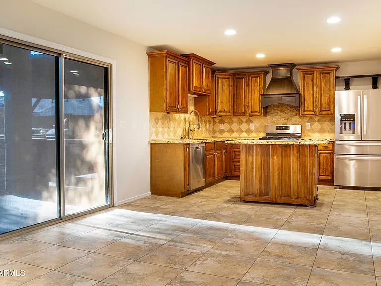 42275 W Calle St — Photo 5