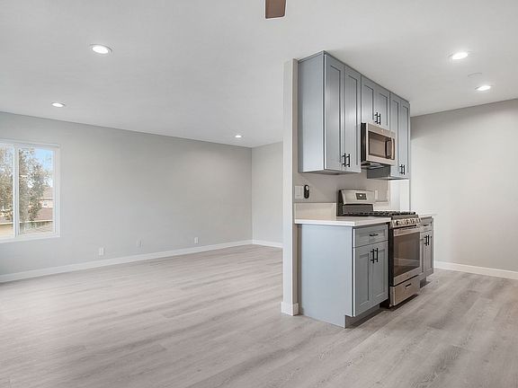 5th image of 1545 Coriander Dr #D