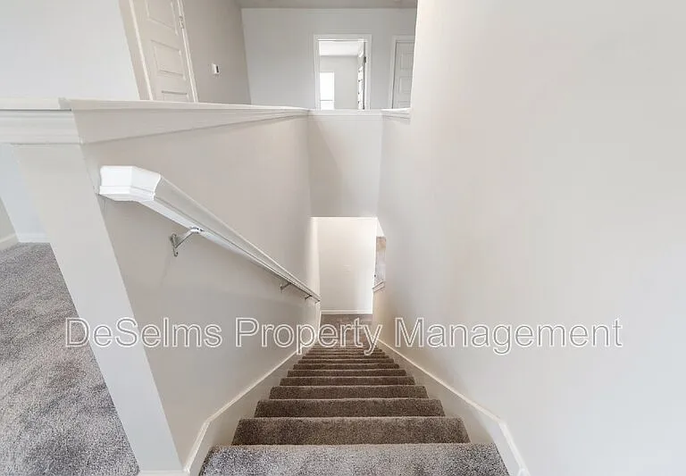 431 Alcott Way — Photo 26