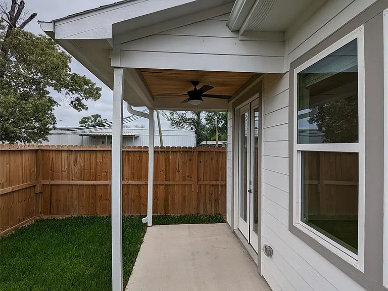 4915 Fisk St — Photo 36