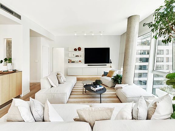2nd image of 245 10th Ave APT 6W
