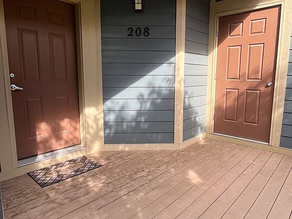 Entrance and Balcony Storage