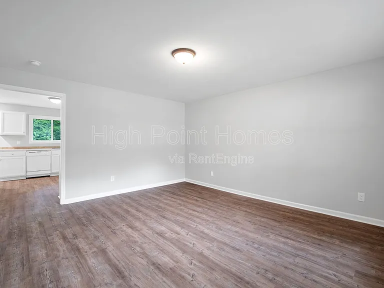 1317 Mayfield Ln #A — Photo 14