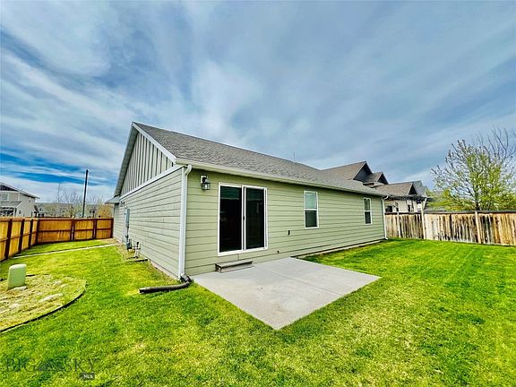 4th image of 810 Jardine Ave