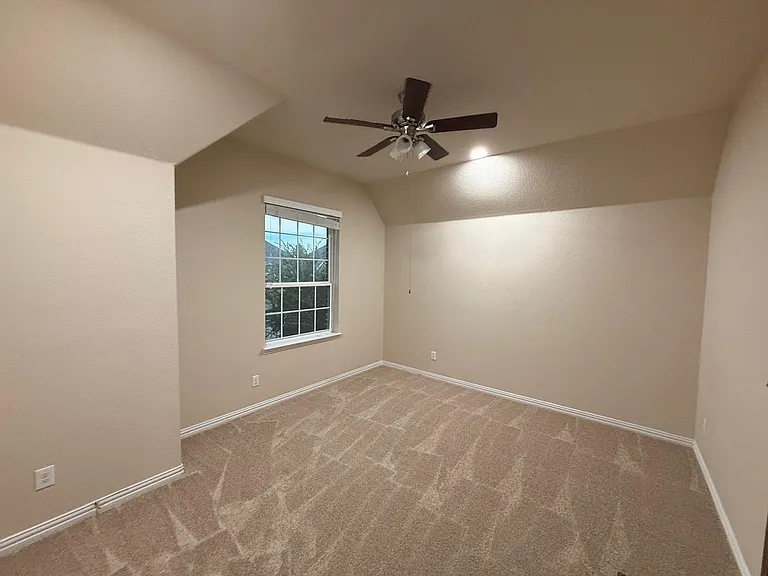 6112 Eldridge Ln — Photo 18