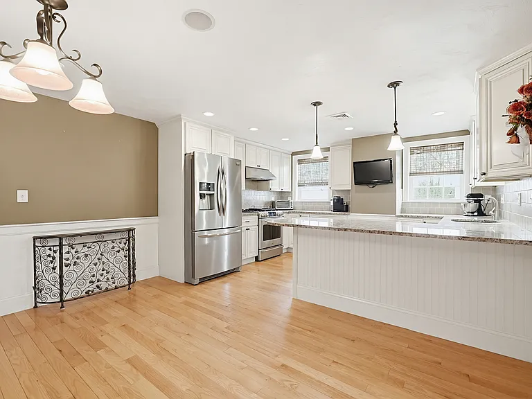 800 Washington St #2 — Photo 8