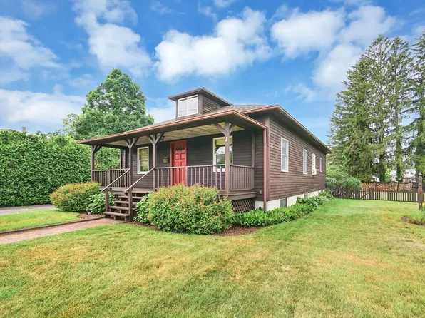 46 Charles St, Three Rivers, MA 01080