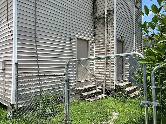 2934 Dryades St — Photo 8