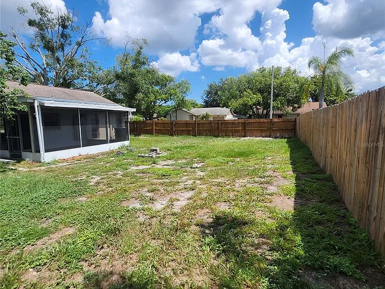 3154 Laird Dr — Photo 12