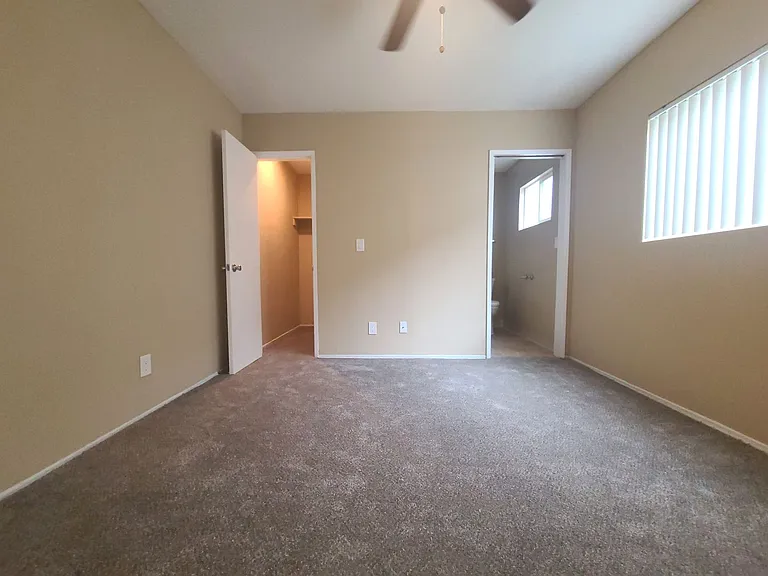 5065 W Point Loma Blvd #C — Photo 7