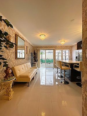 1st image of 216 Virginia Ave #1