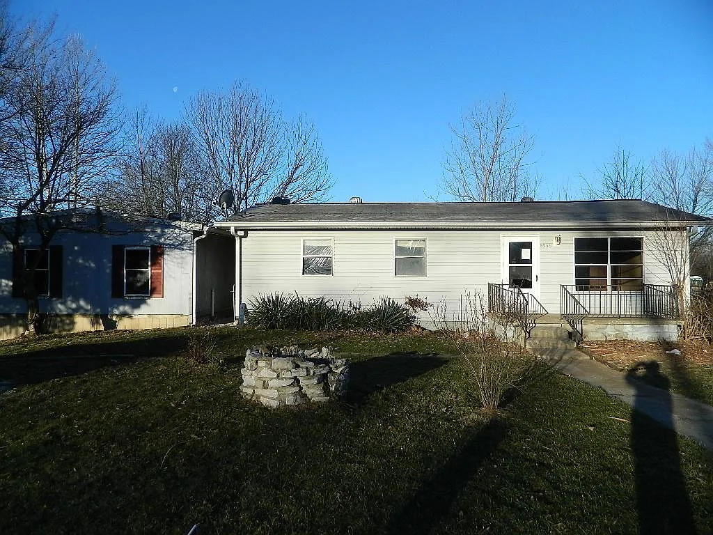 6546 State Route 42 photo 1