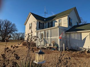 5368 254th Rd, Circleville, KS 66416