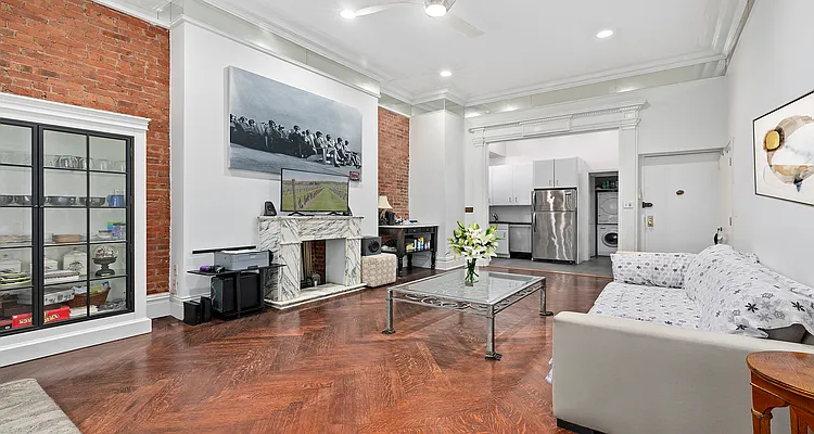 Rented by Corcoran | media 8