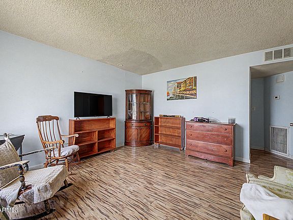 3rd image of 6534 N 43RD Avenue