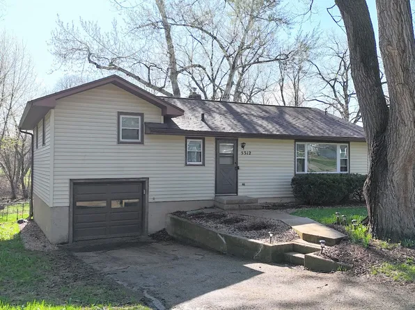 5312 Winnequah Rd, Monona, WI 53716