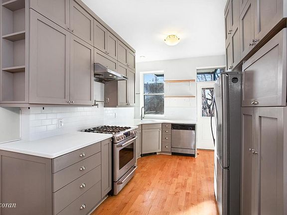 4th image of 490A 7th Ave