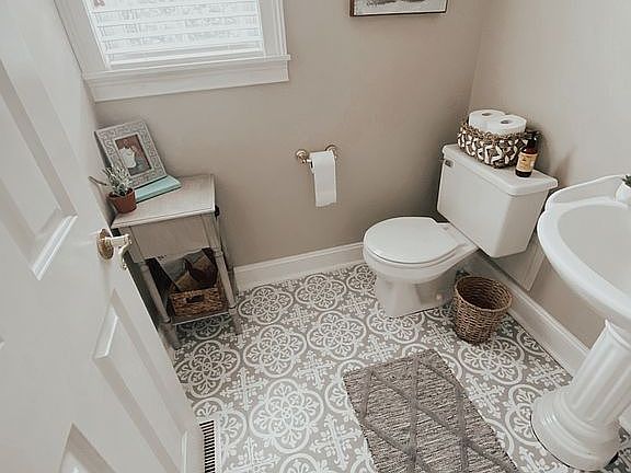 Downstairs half bath