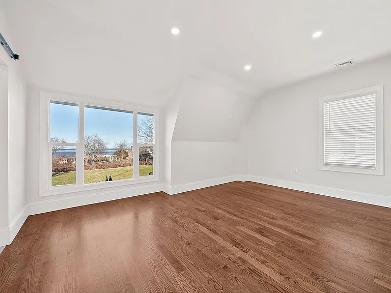 9 Shaw Ct #9 — Photo 16