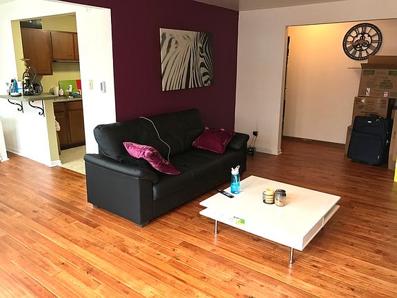 2nd image of 7318 Lake St APT 5