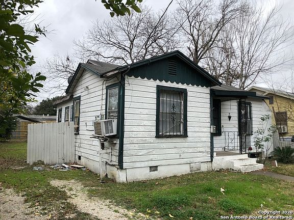 3rd image of 550 Carroll St
