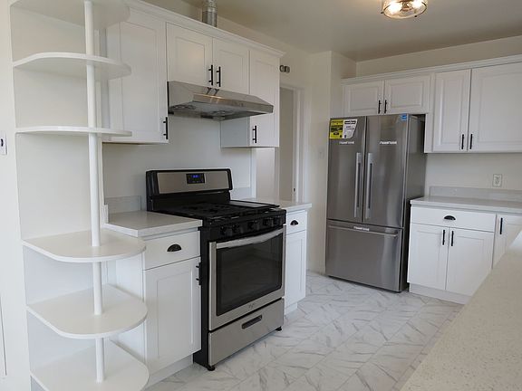 4th image of 217-219 Anzavista Ave #219A